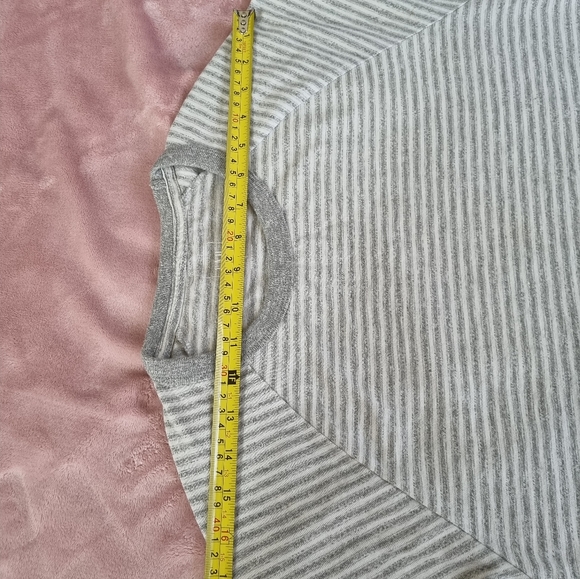 GAP Men's Stripe Gray blend thermal T-Shirt Size S - Picture 8 of 10